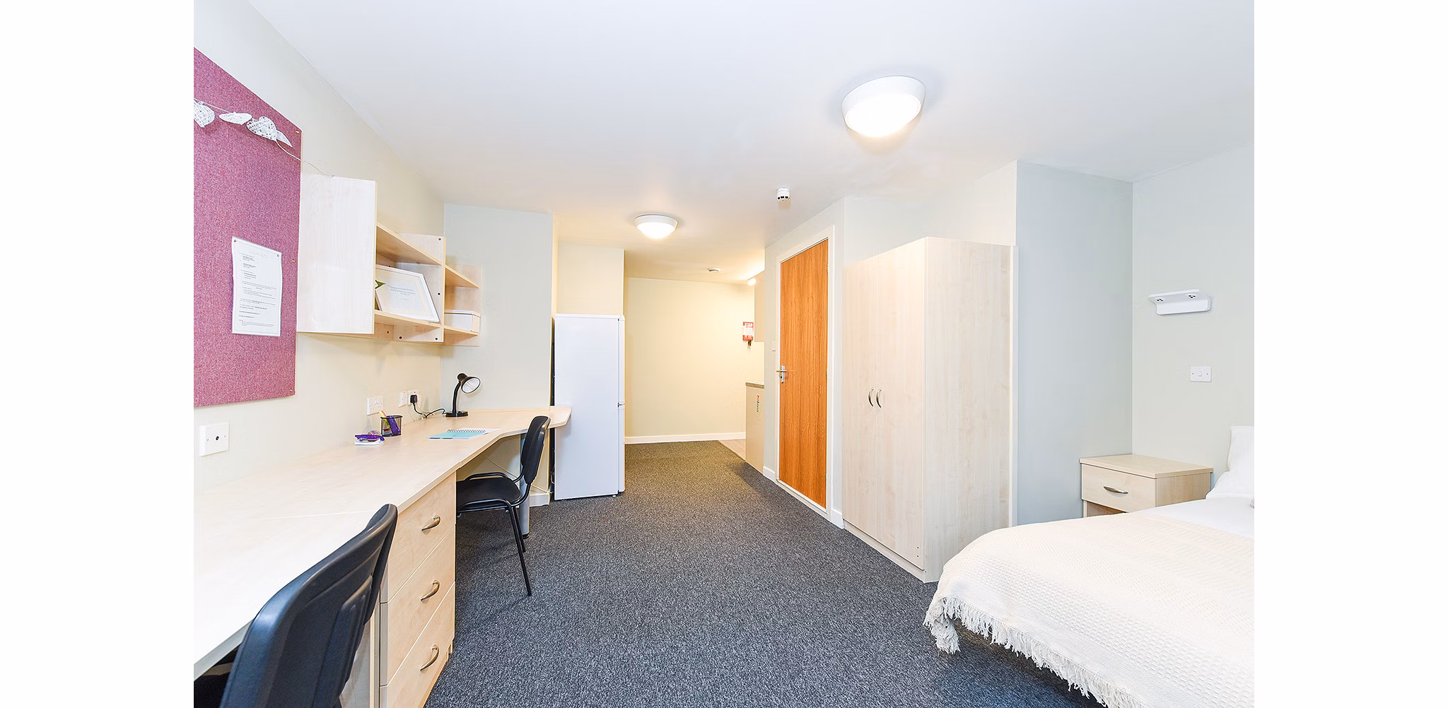 bedroom at Mealmarket Exchange