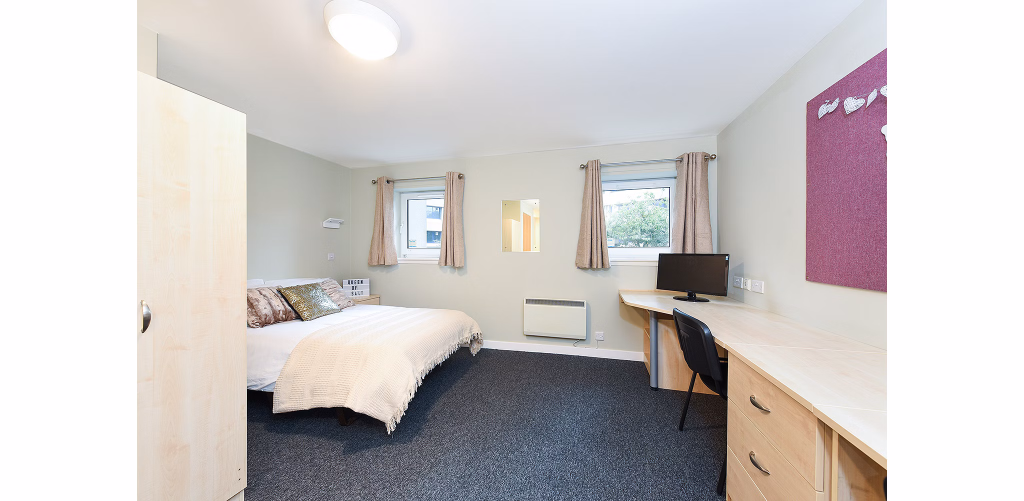 bedroom at Mealmarket Exchange
