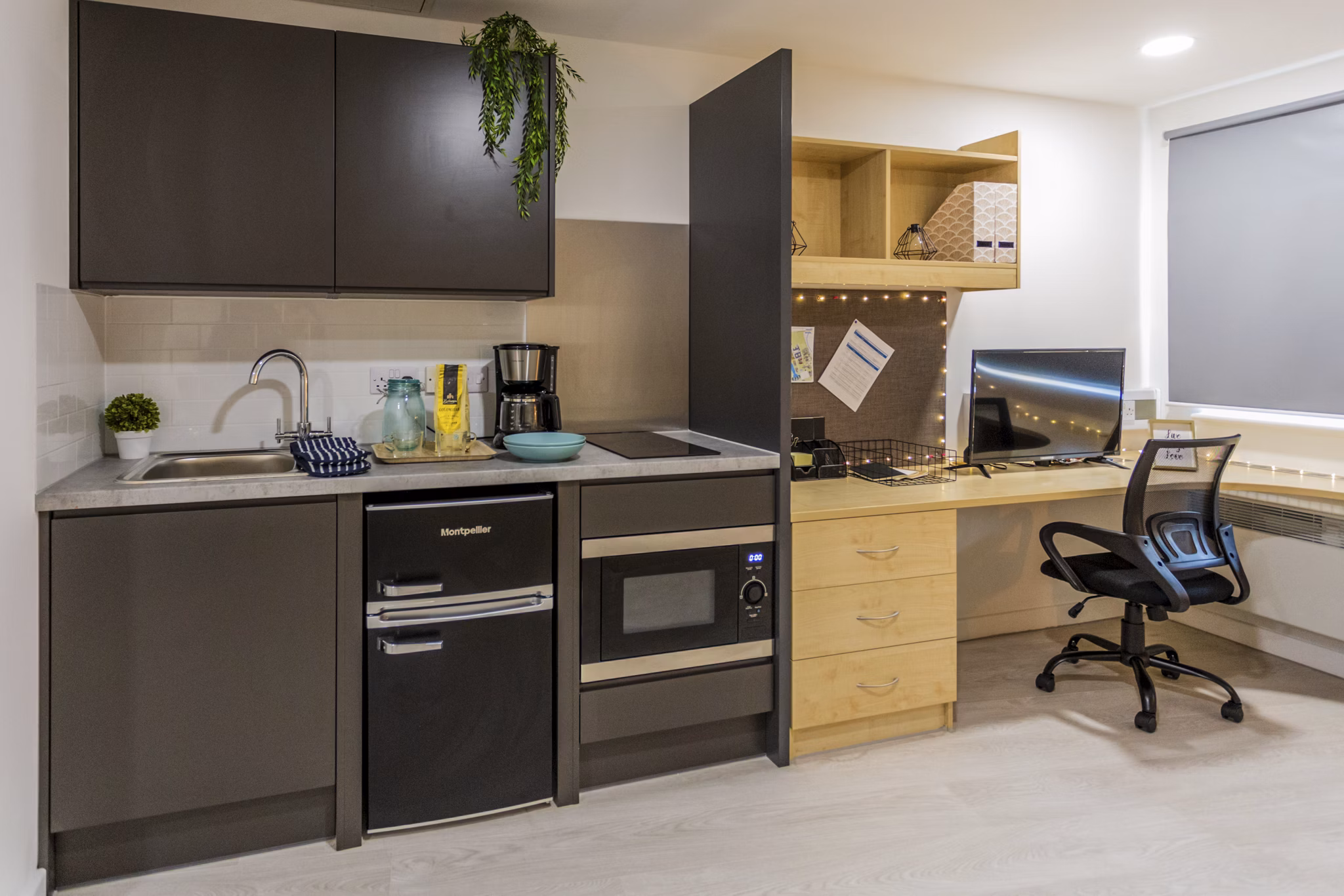 kitchen and desk area at Nottingham Two