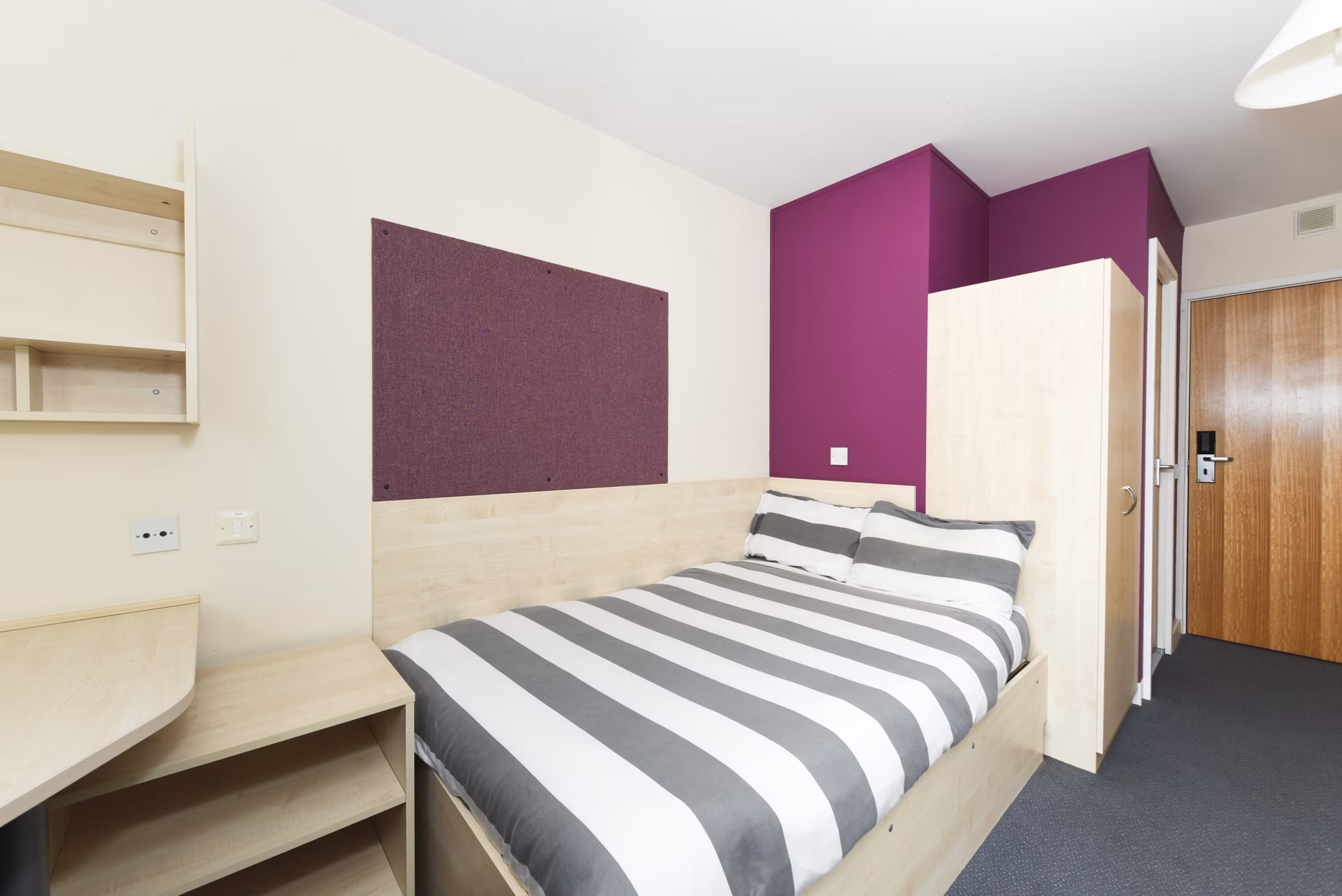 bedroom at Corfe House