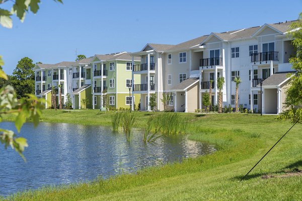 exterior at Mira Crystal Lake Apartments