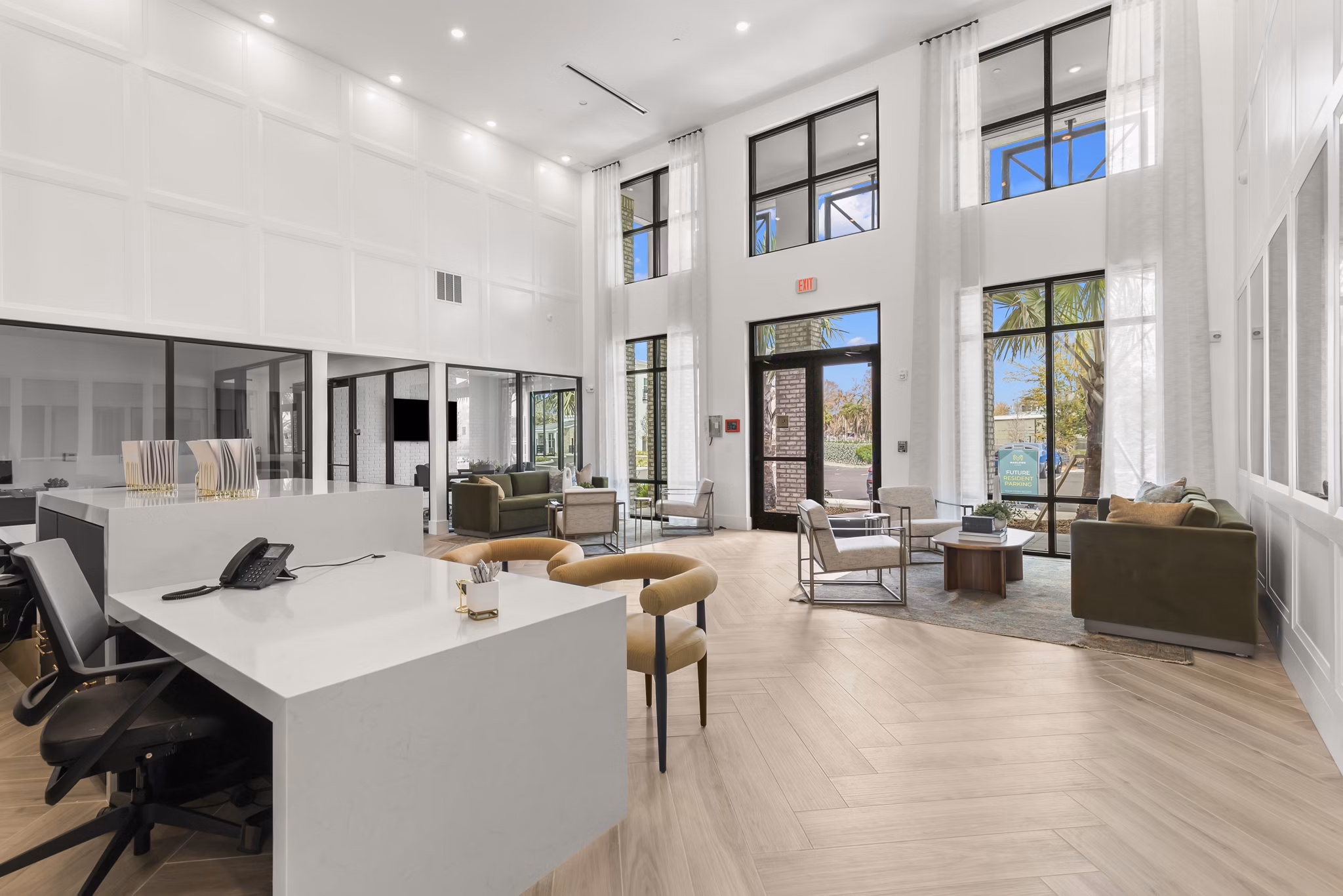 Elegant clubhouse with modern furnishings at Marlowe South Tampa Apartments, a luxury property