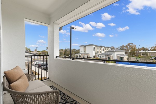 Patio featuring stylish seating at Marlowe South Tampa Apartments