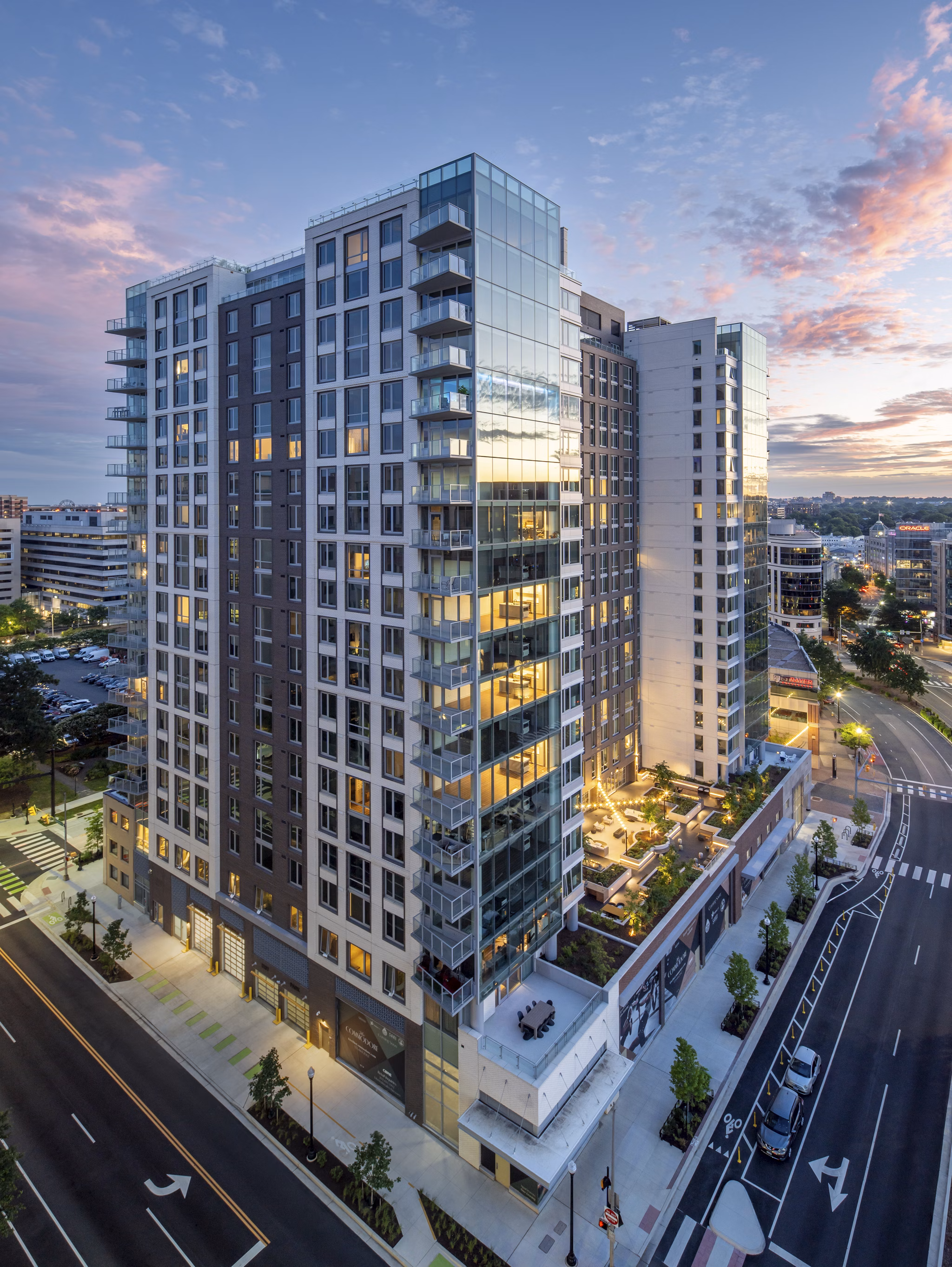 The Commodore Apartments: Luxury with modern design in vibrant downtown area