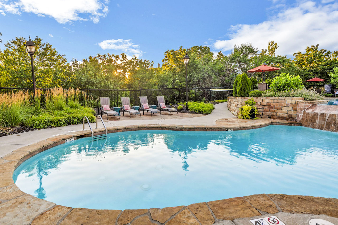 Aventura Clear Creek Overland Park Ks 4 of 12