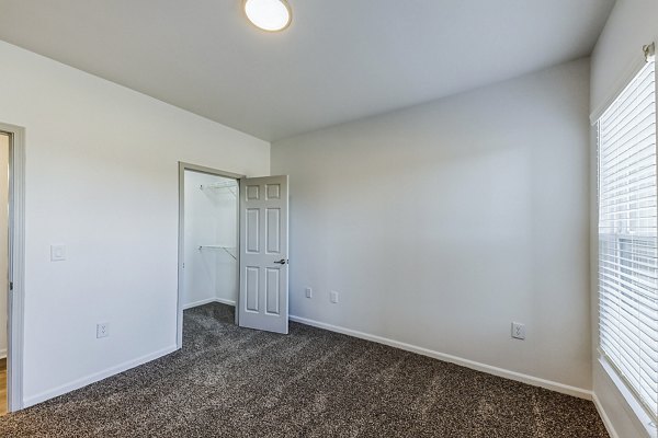 bedroom at Aventura Falcon Valley Apartments