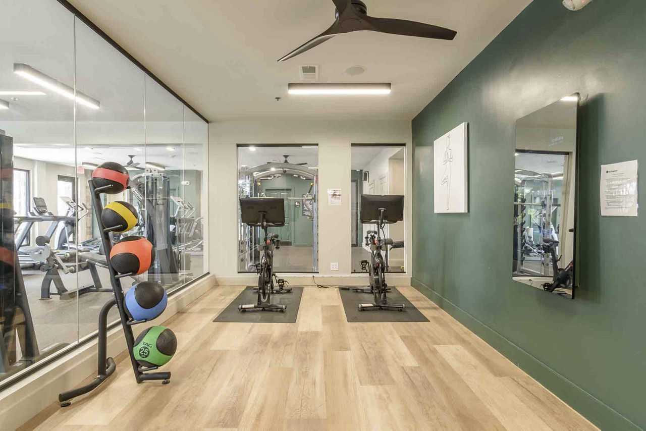 Gym at Aventura Falcon Valley (2 of 2)