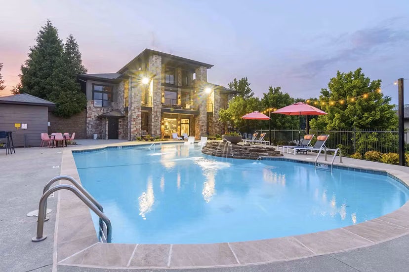 pool at Aventura Falcon Valley Apartments