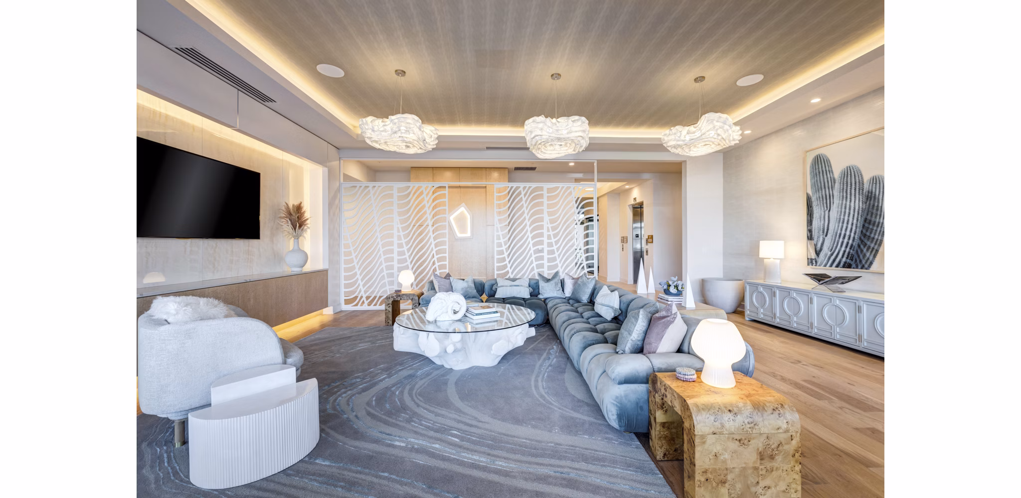 Ello House Apartments: Stylish clubhouse with modern furnishings for resident gatherings