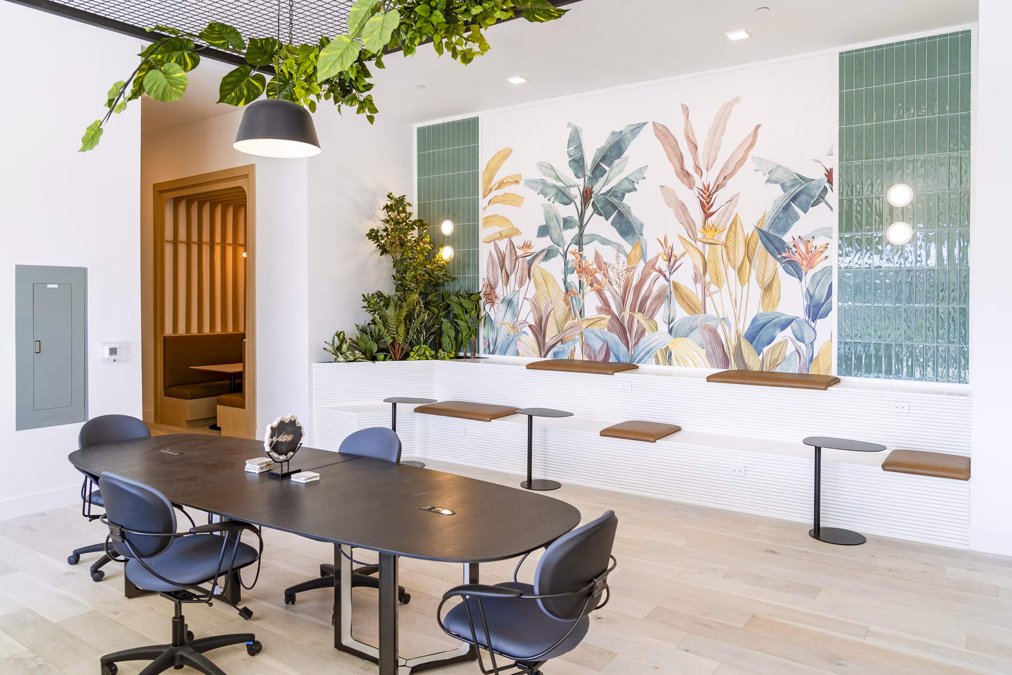 Rye Charlotte Ave Apartments: Stylish clubhouse featuring modern seating and decor