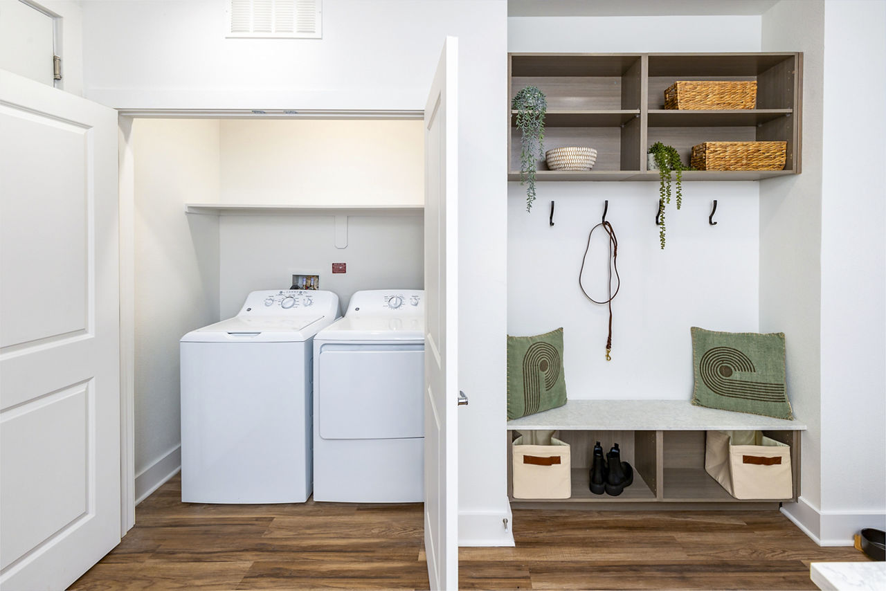Laundry room at Rye Charlotte Ave Apartments