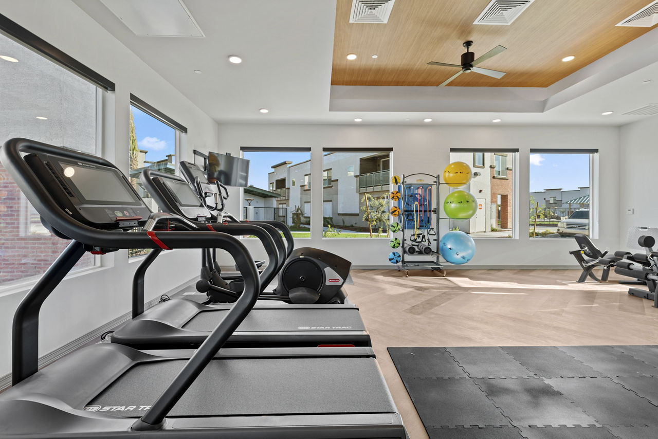 Gym at Cardinal 95 (2 of 2)
