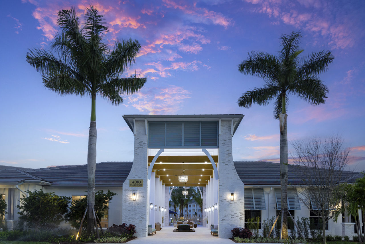 Elan Polo Gardens Lake Worth Fl 2 of 12