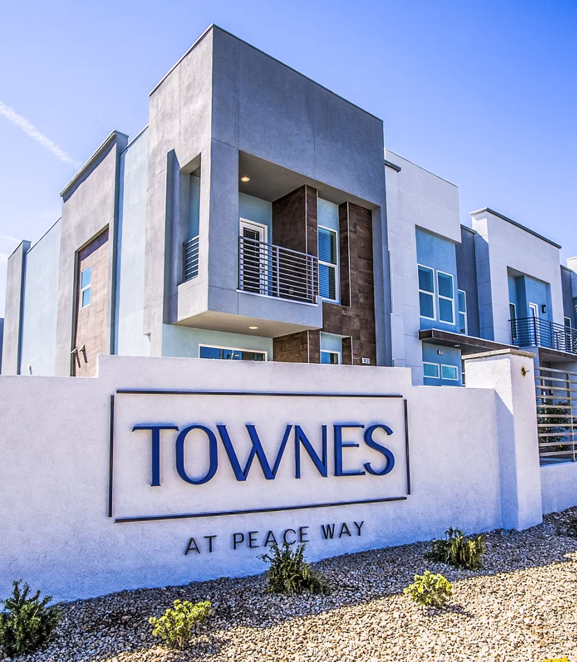 Townes at Peace Way: Contemporary of luxury apartments in vibrant neighborhood