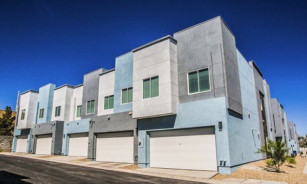 Townes at Peace Way: Elegant of luxury apartments in Las Vegas, showcasing modern architecture and landscaped surroundings