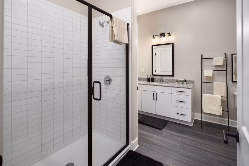 Modern bathroom with sleek finishes in The Crossings Apartments