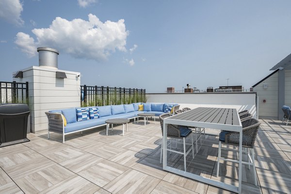 patio at Shoregate Apartments 