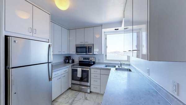 kitchen at 1000 Chestnut Apartments