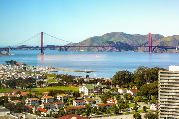 Skyline view from 1000 Chestnut Apartments: Luxury apartments with city views in vibrant San Francisco