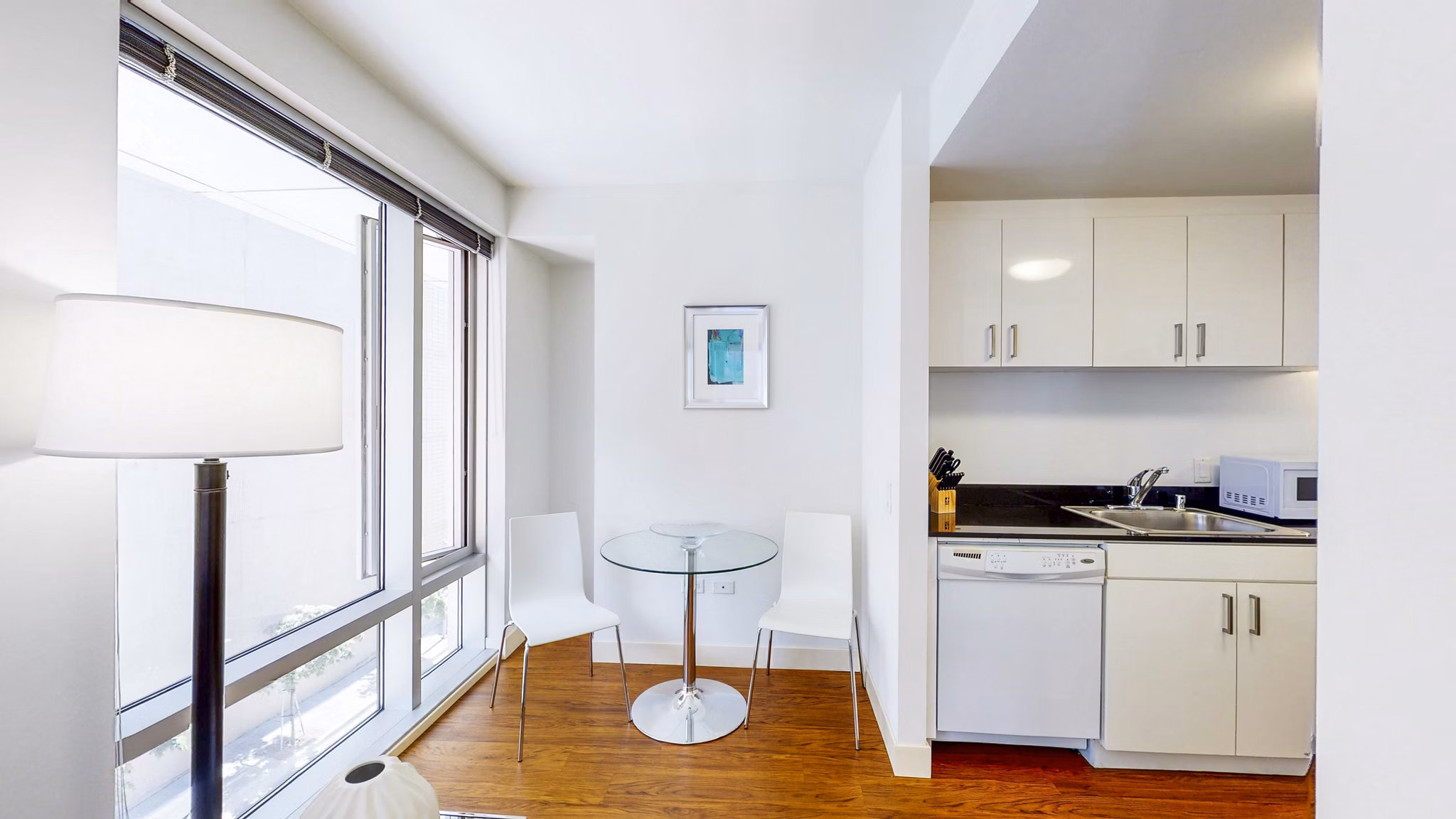 Dining area with modern decor in 1188 Mission Apartments, a luxury Greystar community in San Francisco