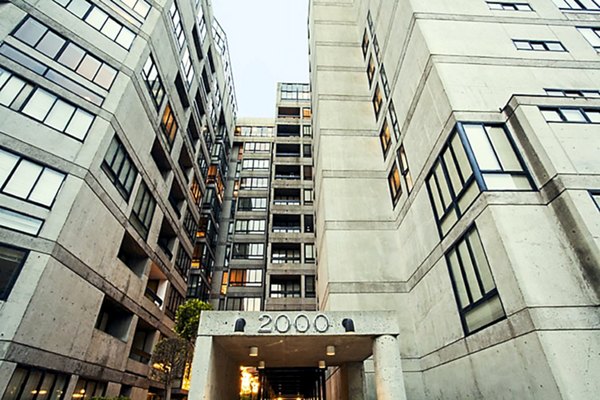 2000 Broadway Apartments: Modern view of luxury high-rise building in New York City
