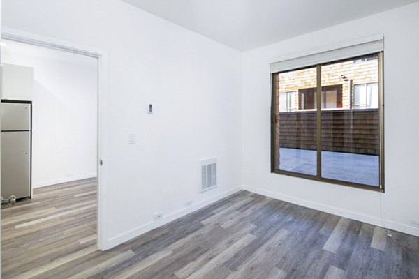 bedroom at 2133 Stockton Apartments