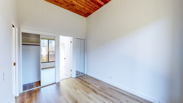 bedroom at 2133 Stockton Apartments