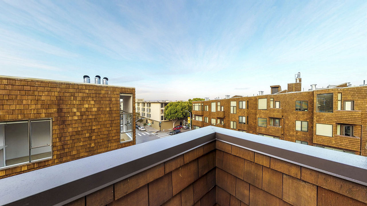 Roof deck at 2133 Stockton Apartments