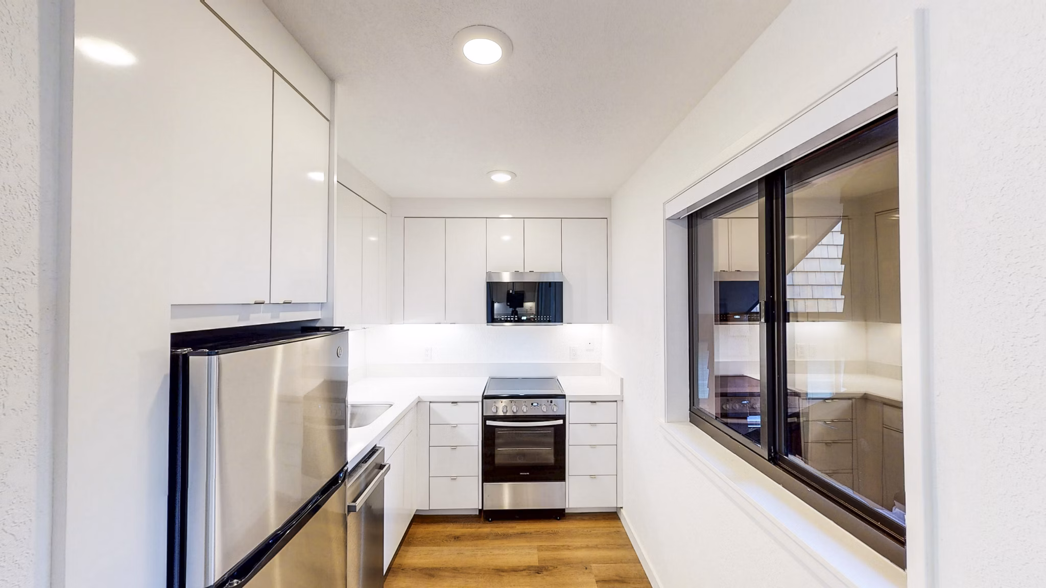 kitchen at 2130 Stockton Apartments