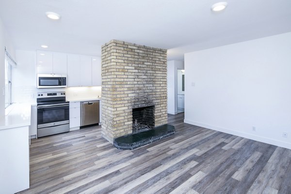 dining room at 230 Dolores Apartments