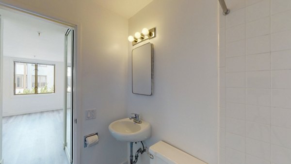 bathroom at 240 Dolores Apartments
