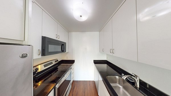 kitchen at 240 Dolores Apartments