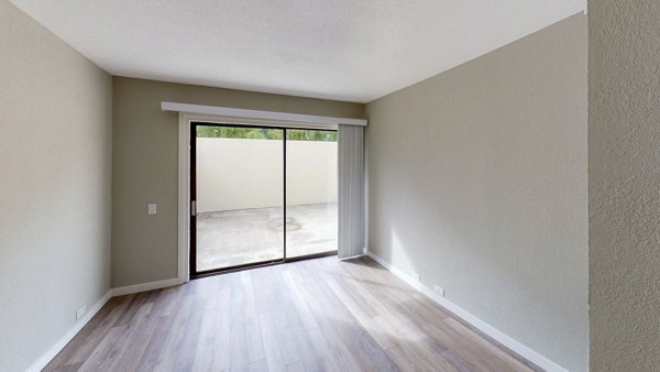 living room at 240 Dolores Apartments