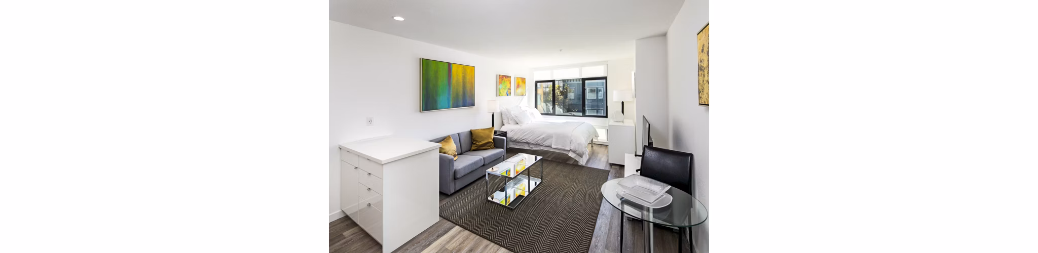Living room featuring modern decor and spacious layout at Telegraph Hill Apartments
