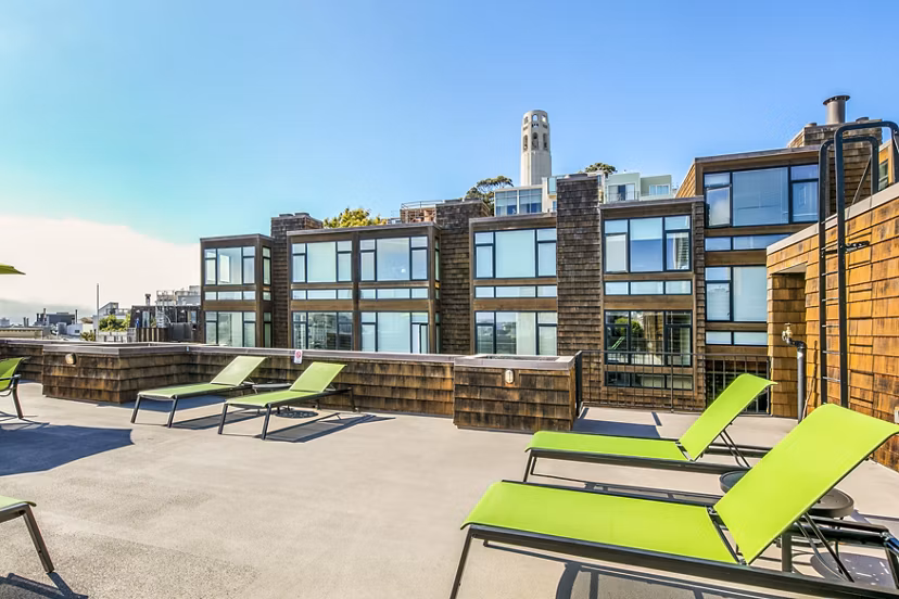 Patio with contemporary outdoor seating at Telegraph Hill Apartments