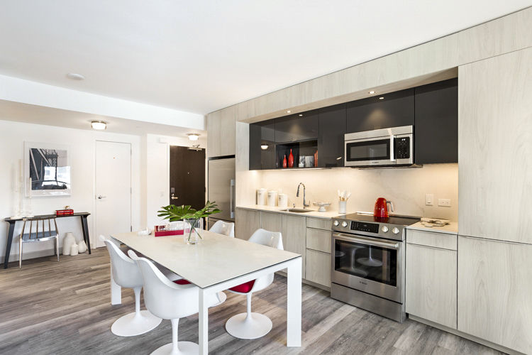 33 8th St 16 of 30