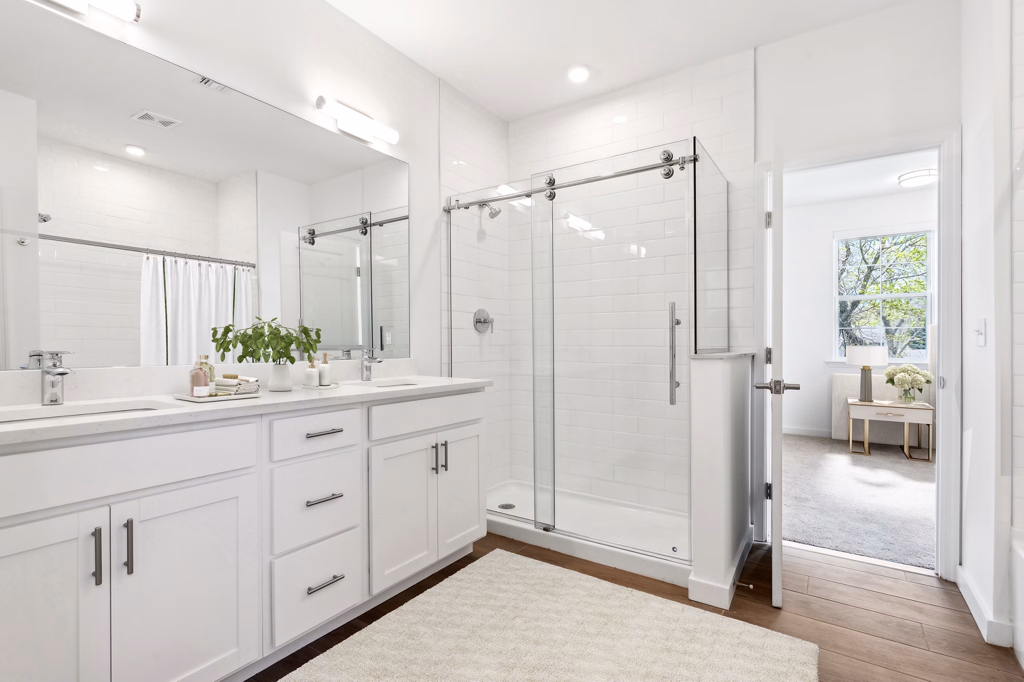 bathroom at The Arboretum Apartments 