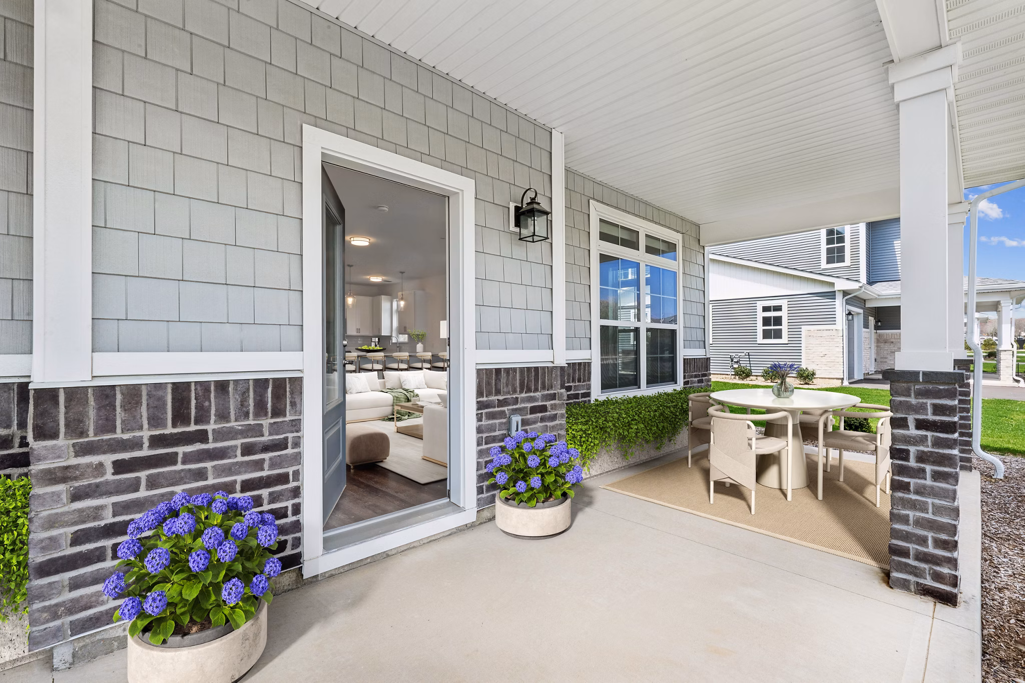 patio at The Arboretum Apartments 