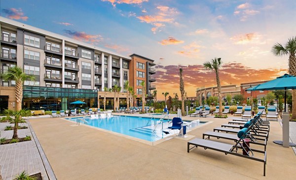 pool at Bennet at BullStreet Apartments