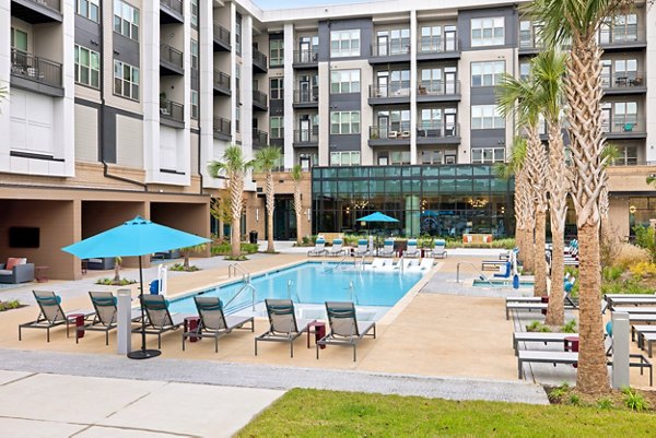 pool at Bennet at BullStreet Apartments