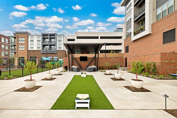 recreational area at Bennet at BullStreet Apartments
