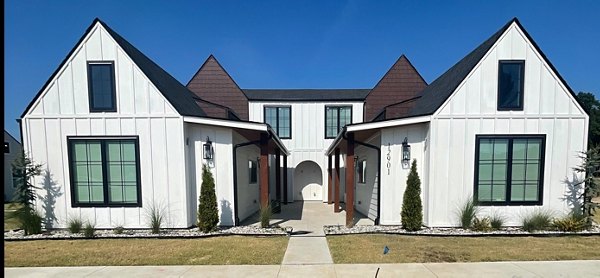 exterior at Whisper Valley at Quartier Apartments