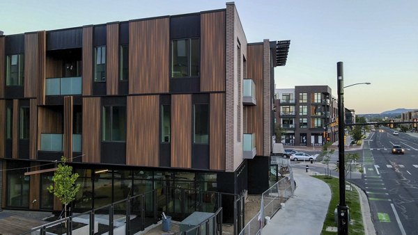 exterior at Bluff at Boulder Commons Apartments