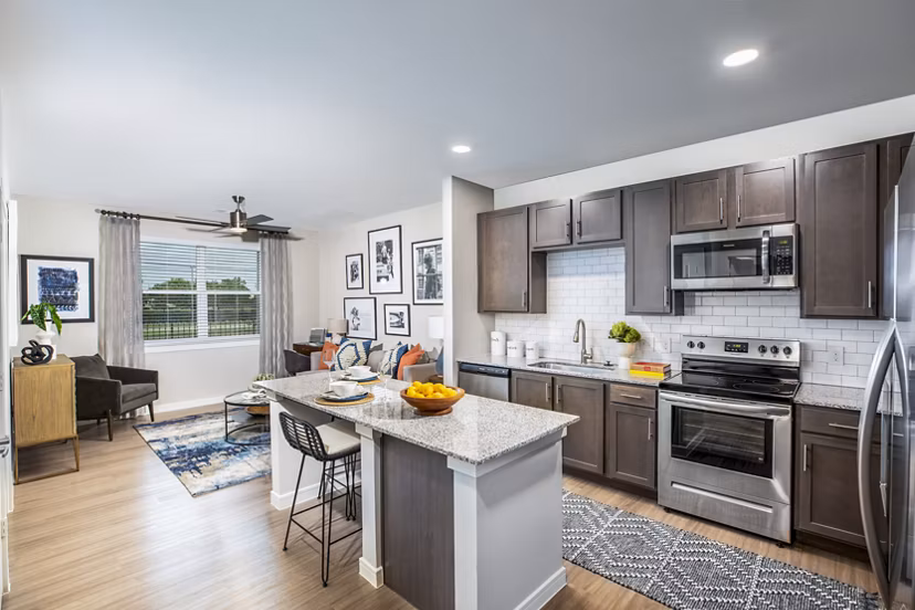 Stylish kitchen with modern appliances at Allora Alamo Heights Apartments