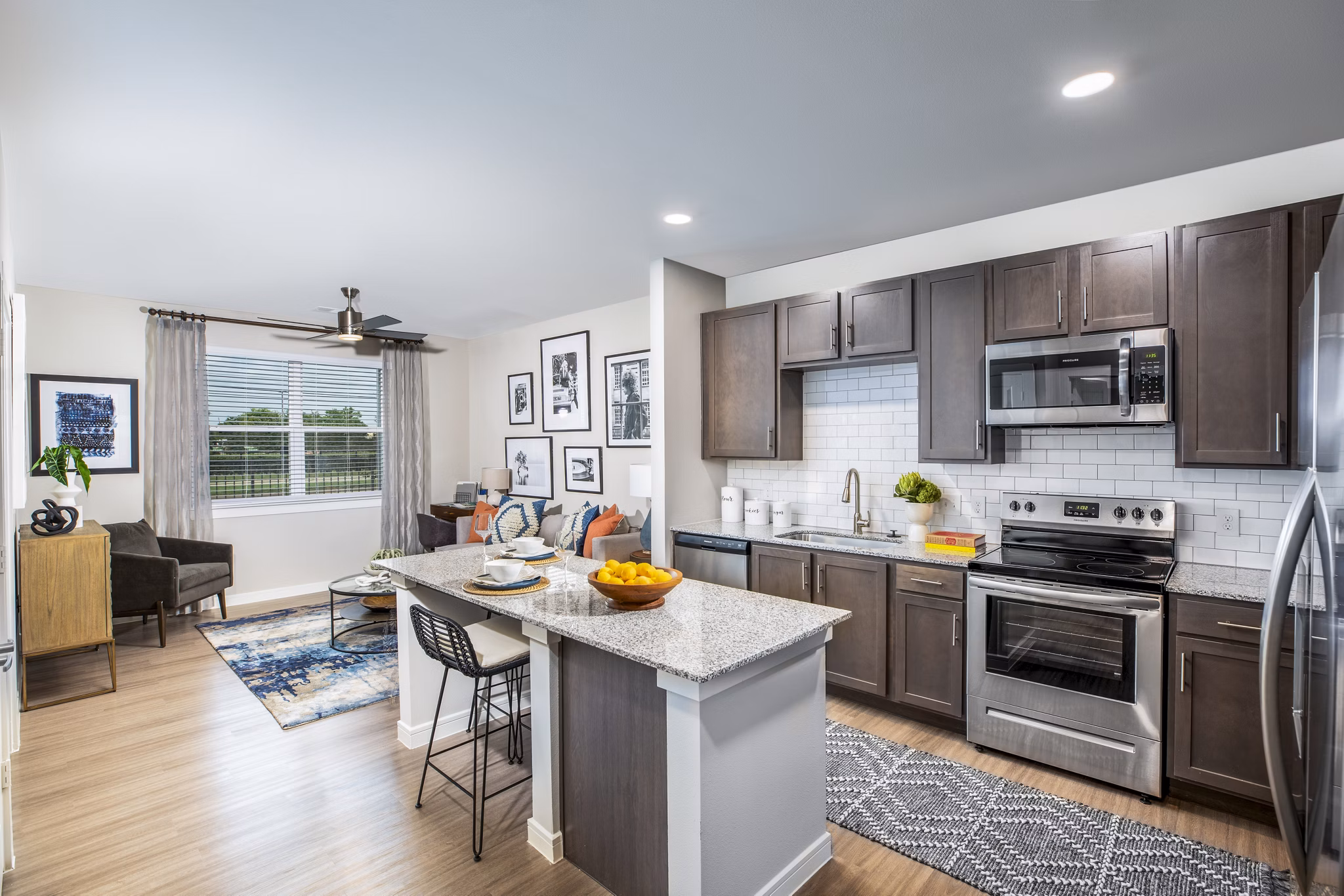 Stylish kitchen with modern appliances at Allora Alamo Heights Apartments