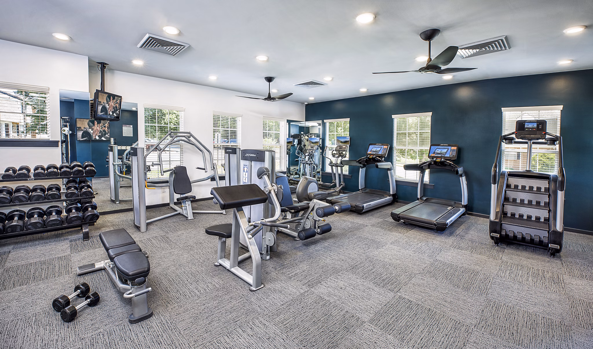 State-of-the-art fitness center with modern equipment at Cobalt Ridge Apartments
