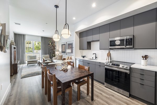 kitchen at Hollywood Park Apartments