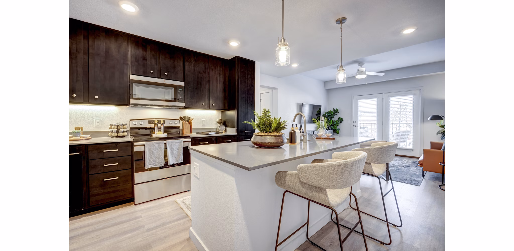 kitchen at FLATZ 512 Apartments