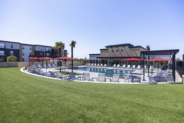 recreational area at FLATZ 512 Apartments