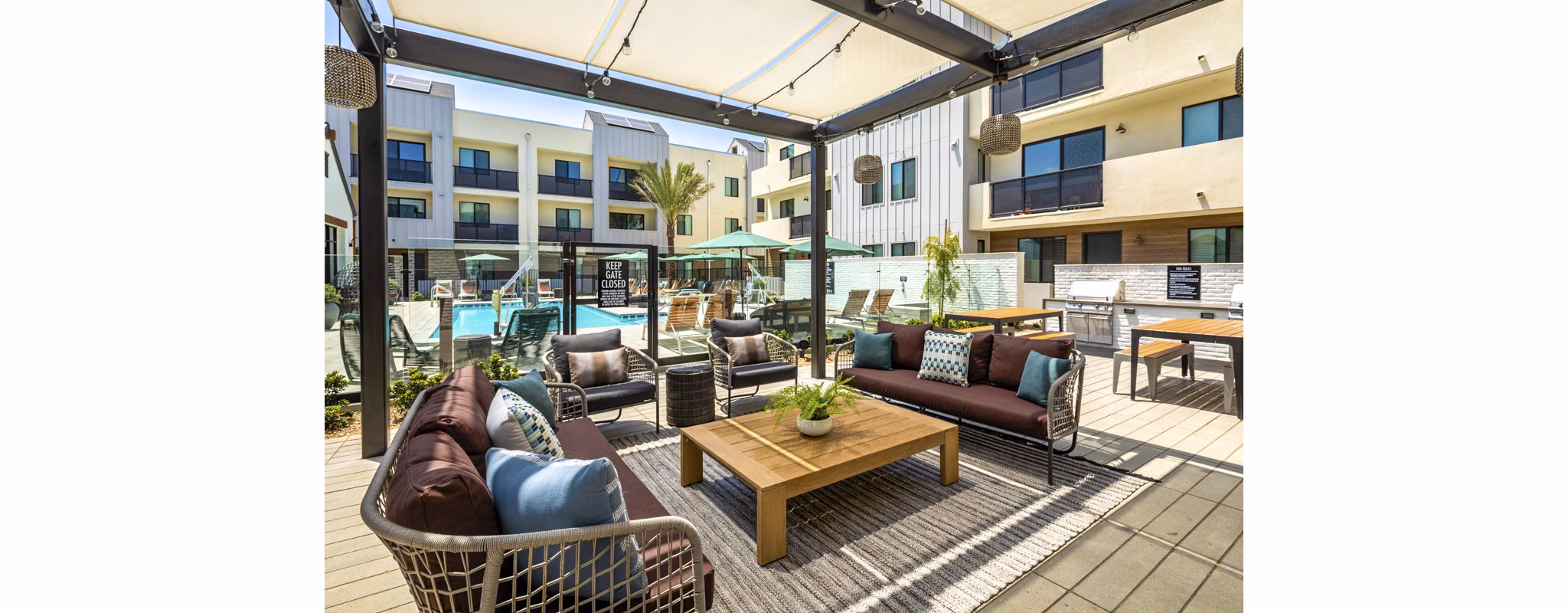 grill area/patio at Ironwood Apartments